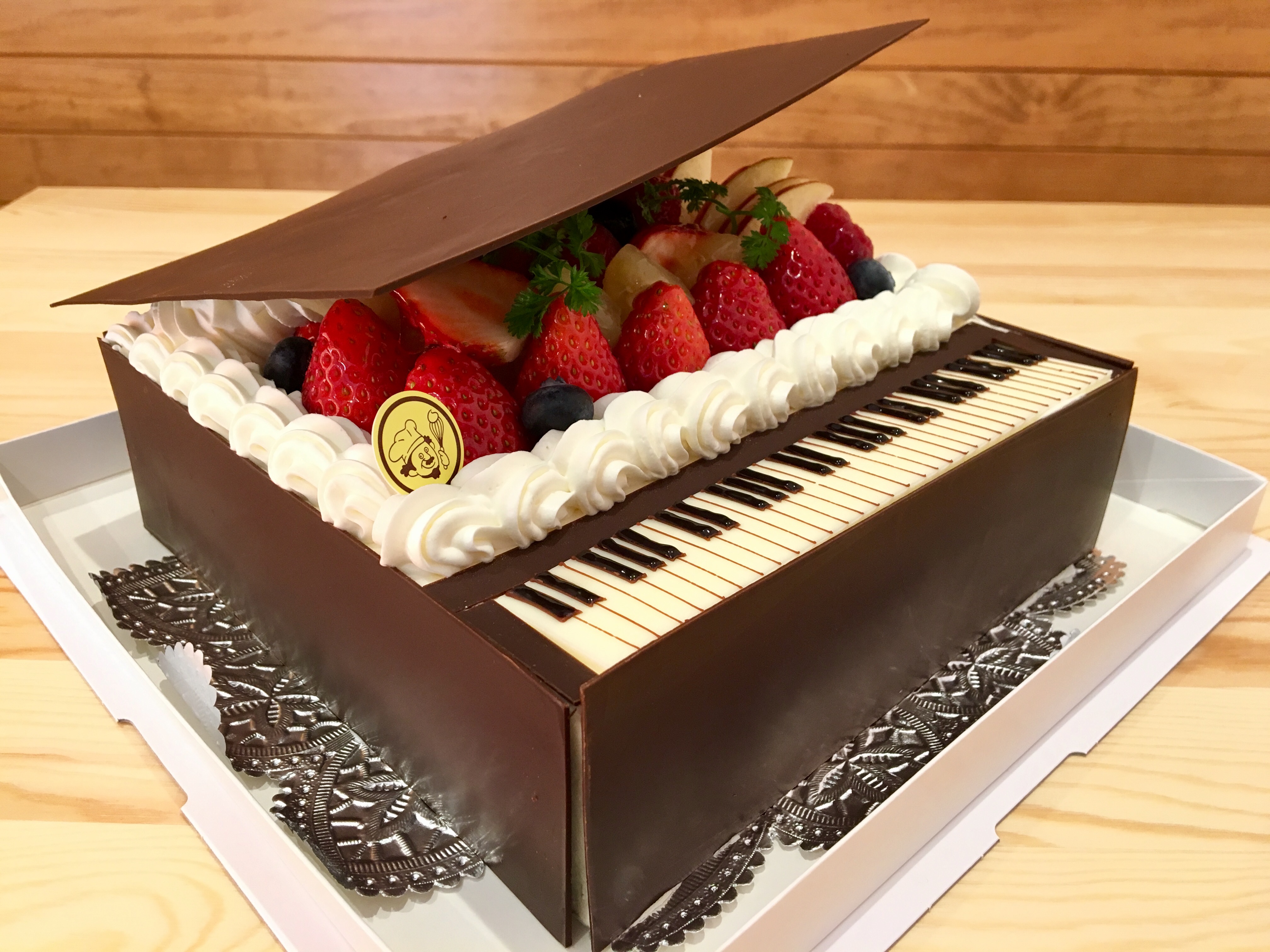 ピアノデコレーション6号 Sweets Shop Yoshida スイーツショップ ヨシダ